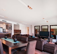 Reflection on the Sea - Hervey Bay Accommodation