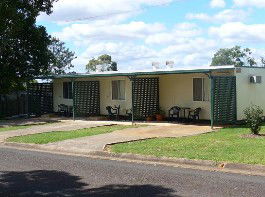Yarraman Caravan Park - Hervey Bay Accommodation 2