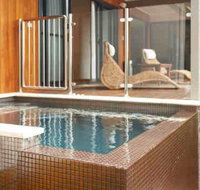 Chandeliers on Abbey - Hervey Bay Accommodation