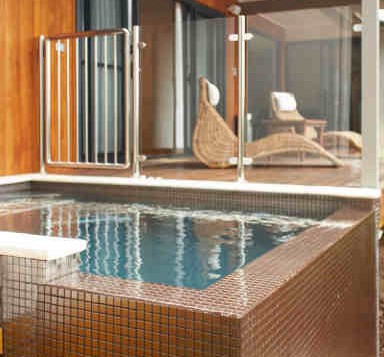 Chandeliers On Abbey - Hervey Bay Accommodation 0