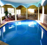 Inn the Tuarts Guest Lodge - Tourism Hervey Bay