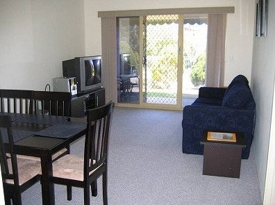 Surfside Apartment - Tourism Hervey Bay 2