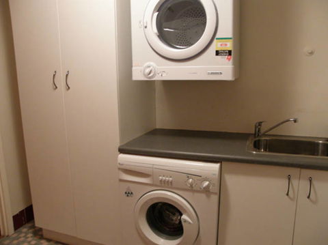 Adair Apartment - Tourism Hervey Bay 6