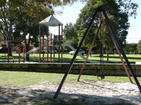 Adair Apartment - Tourism Hervey Bay 8