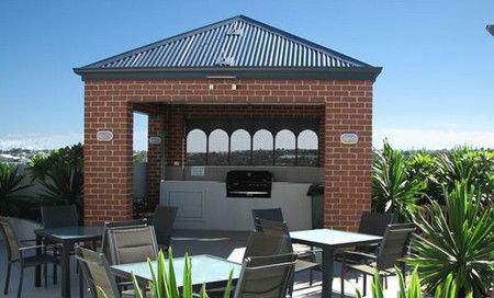 Churchill Apartments - Hervey Bay Accommodation 5