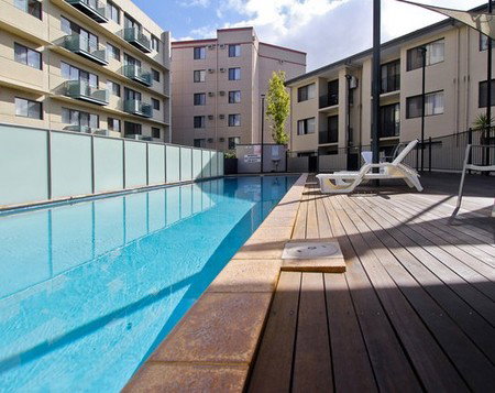 Duke's Apartments - Hervey Bay Accommodation 1