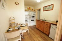 Carter Cottages - Hervey Bay Accommodation 8