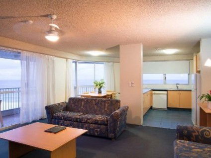Surfers Royale Resort - Hervey Bay Accommodation 3