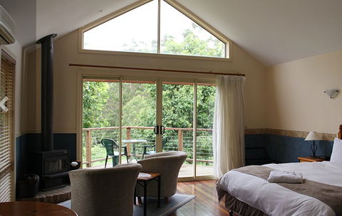 Tamborine Gardens - Hervey Bay Accommodation 0