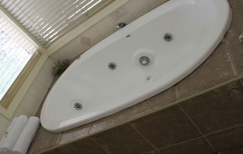 Tamborine Gardens - Hervey Bay Accommodation 1