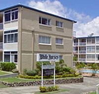 White Horses Apartments - Tourism Hervey Bay