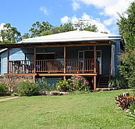 Blue House Family Accommodation - Hervey Bay Accommodation