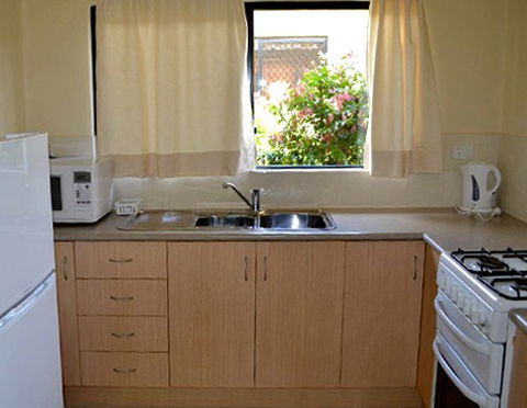 Atherton Holiday Park - Hervey Bay Accommodation 2