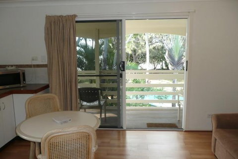 Beachside Holiday Units - Hervey Bay Accommodation 5
