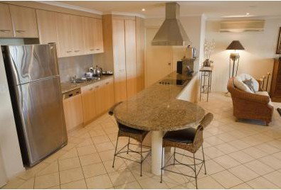 Cairns Aquarius Holiday Apartments - Hervey Bay Accommodation 2