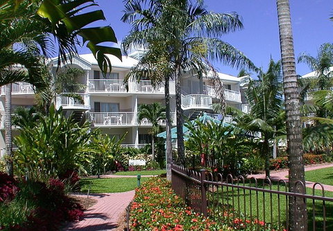 Australis Cairns Beach Resort - Hervey Bay Accommodation 0