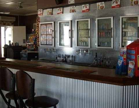 Burdekin Hotel - Hervey Bay Accommodation 1