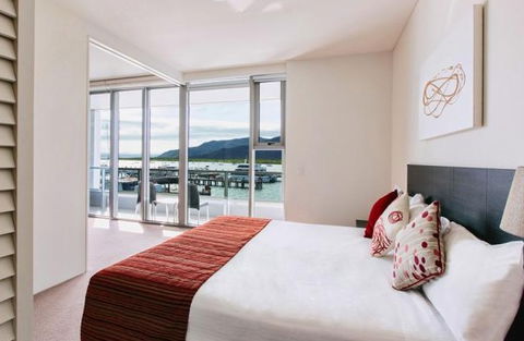 Cairns Harbour Lights Hotel - Hervey Bay Accommodation 4