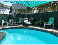 Beachmere Palms Motel - Hervey Bay Accommodation 0