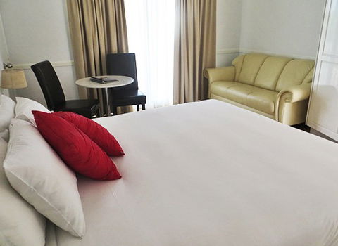 Charters Towers Heritage Lodge - Tourism Hervey Bay 1