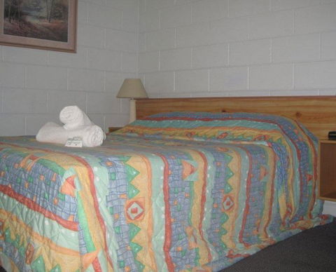 Country Road Motel - Tourism Hervey Bay 1