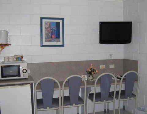 Country Road Motel - Tourism Hervey Bay 4