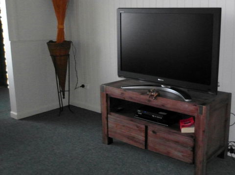 AMELIA STREET GLADSTONE 5 BEDROOMS - Hervey Bay Accommodation 4
