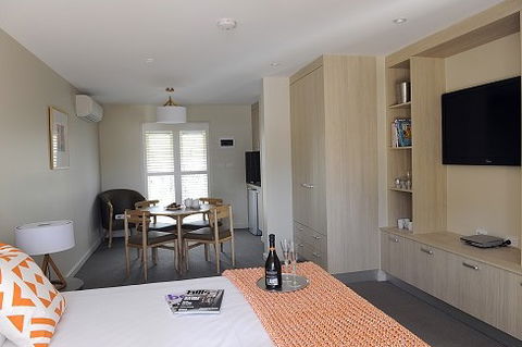 The Haus Studio Apartments - Hervey Bay Accommodation 5