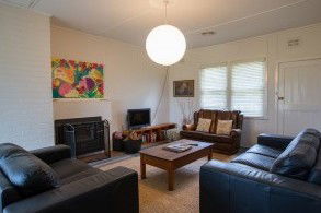 Colenso Country Retreat And Walker’s Cottage  - Tourism Hervey Bay 0