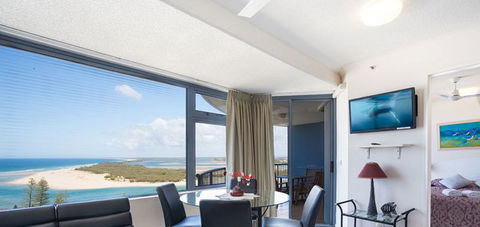 Centrepoint Holiday Apartments Caloundra - Hervey Bay Accommodation 3