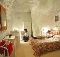 Pjs Underground - Hervey Bay Accommodation