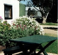 Dunalan Host Farm Cottage