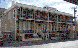 Glenelg Beach Hostel - Hervey Bay Accommodation 0