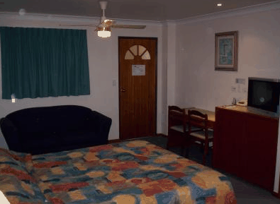 Carseldine Court Motel - Hervey Bay Accommodation 3