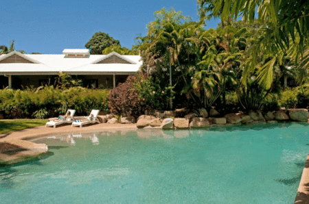 Sovereign Resort Hotel - Hervey Bay Accommodation 2
