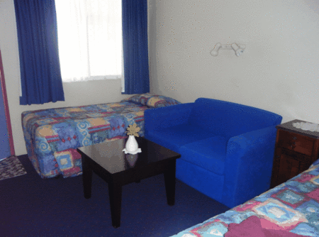 Bells Motel - Hervey Bay Accommodation 2
