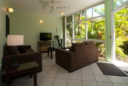 A Tropical Nite - Hervey Bay Accommodation 4