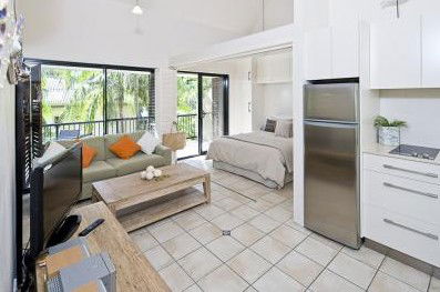 Julians Apartments - Hervey Bay Accommodation 4