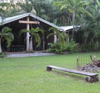Haleys Cabin & Camping - Hervey Bay Accommodation 3