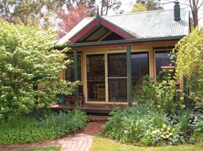 Willowlake Cottages - Hervey Bay Accommodation 0