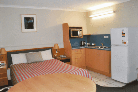 Gladstone Palms Motor Inn - Hervey Bay Accommodation 1
