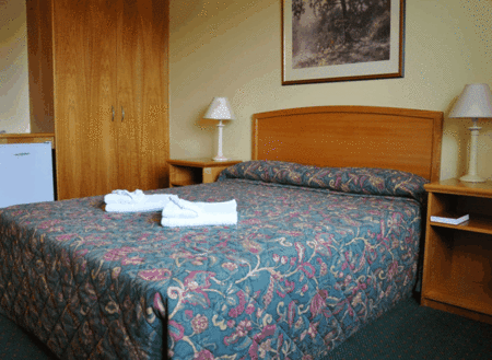 Meadowbrook Hotel - Hervey Bay Accommodation