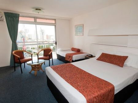 Islander Resort Hotel - Hervey Bay Accommodation 0