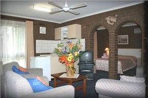 Paradise Holiday Apartments Villas - Hervey Bay Accommodation 0