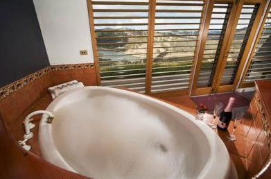 Eagle View Escape - Tourism Hervey Bay 0