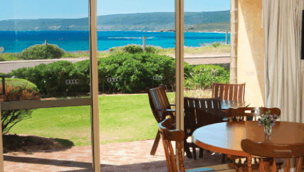 Canal Rocks Beachfront Apartments - Hervey Bay Accommodation 2