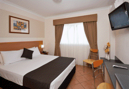 Cairns Queens Court - Hervey Bay Accommodation 1