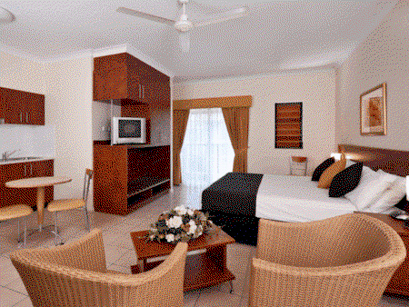 Cairns Queens Court - Hervey Bay Accommodation 2