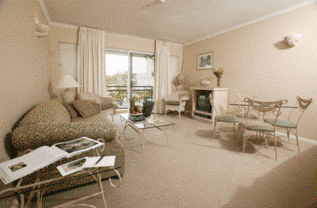 Il Palazzo Boutique Hotel - Hervey Bay Accommodation 0