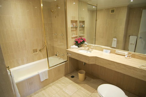 The Menzies Sydney - Hervey Bay Accommodation 2